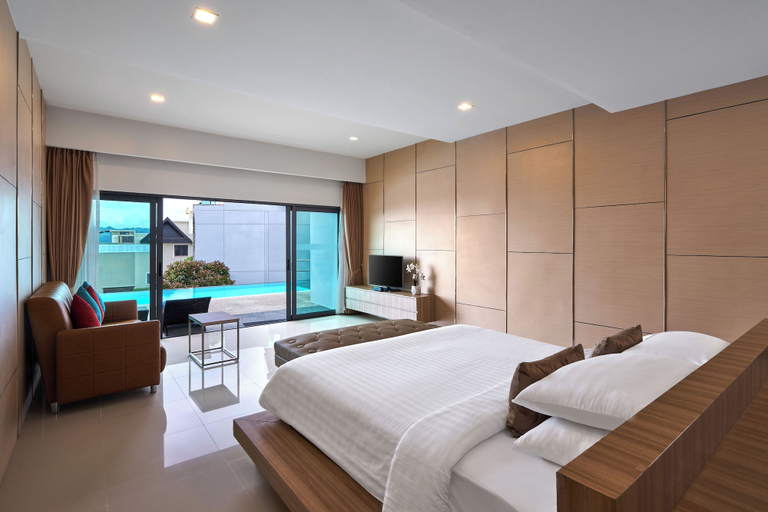 Bedroom 13