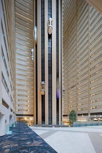 New York Marriott Marquis - Exterior & Views