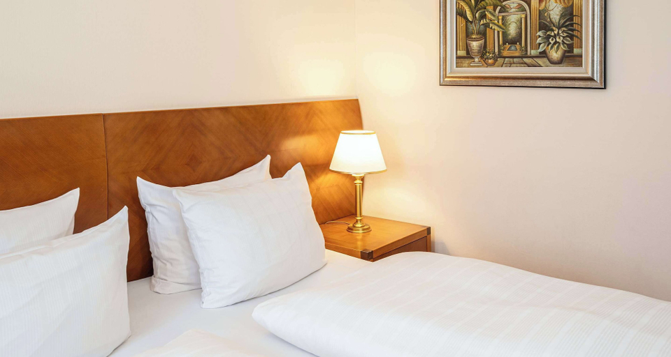 Bedroom 6