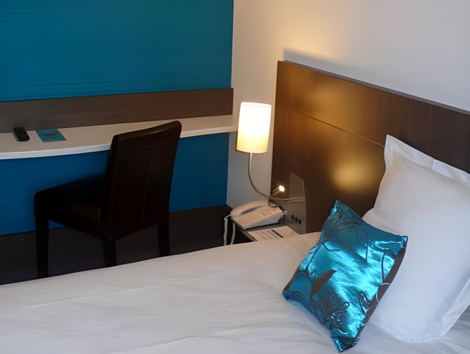 Bedroom 13