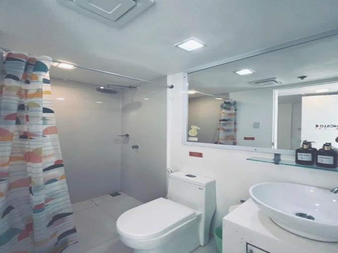 Bathroom 8