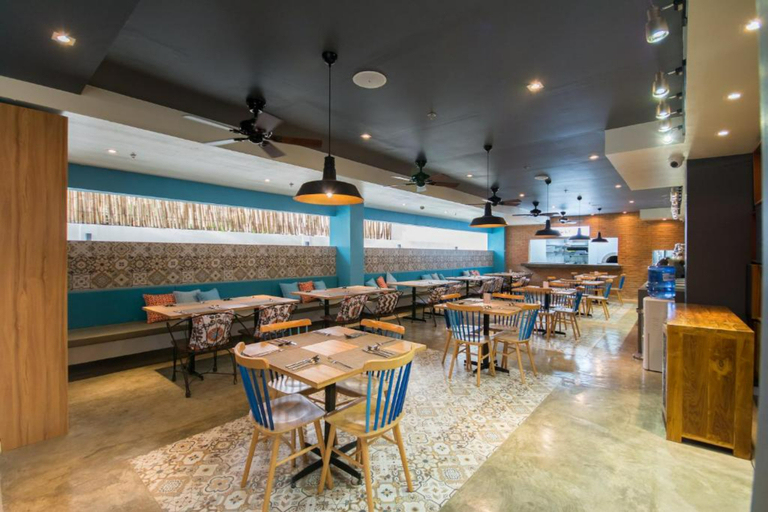 Food & Drinks 5, Ferra Hotel and Garden Suites, Malay