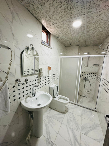 Bathroom 5, Van Toprak Hotel, Merkez