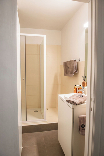 Bathroom 5, Apartment in Nieuwpoort With Sea Views, West-Vlaanderen