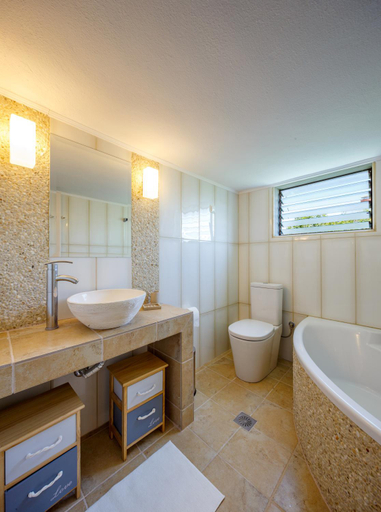 Bathroom 3, Villa Tita, Central Macedonia