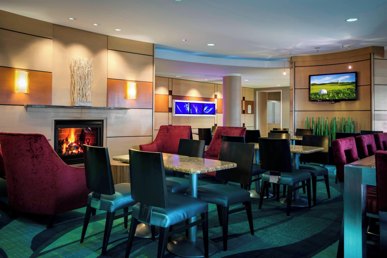 Food & Drinks 4, SpringHill Suites by Marriott Omaha East/Council Bluffs, IA, Pottawattamie