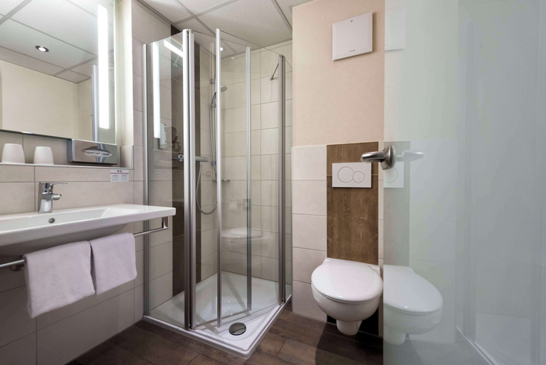 Bathroom 5, Best Western Plus Hotel Willingen, Waldeck-Frankenberg