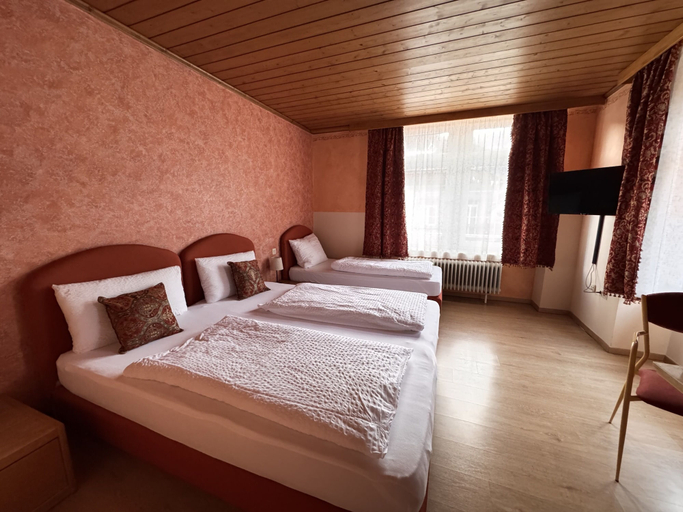 Bedroom 5, Black Forest Hotel, Lörrach