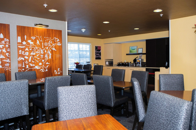 Food & Drinks 3, Towneplace Suites By Marriott Denver Southwest, Jefferson