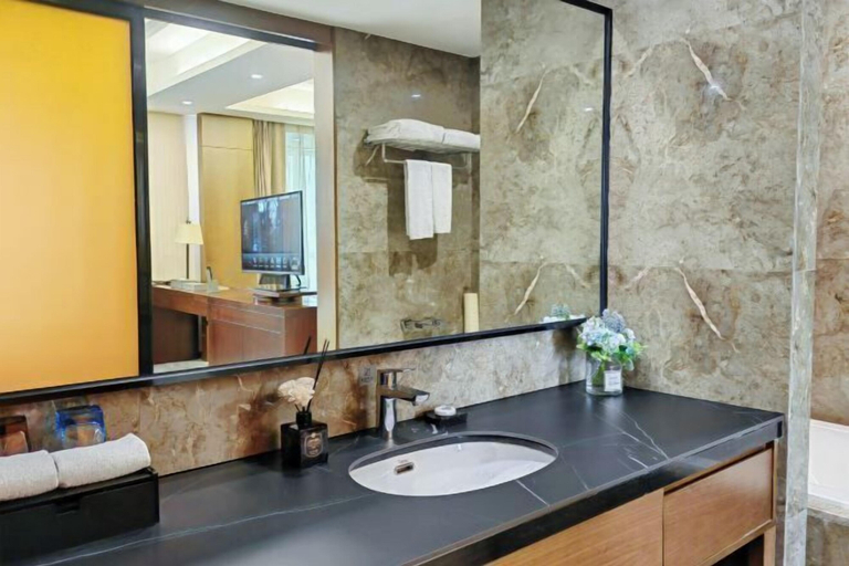 Bathroom 4