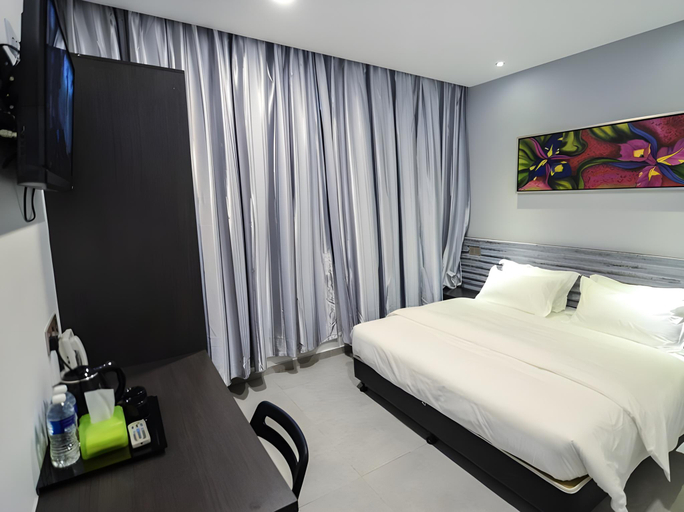 Bedroom 12