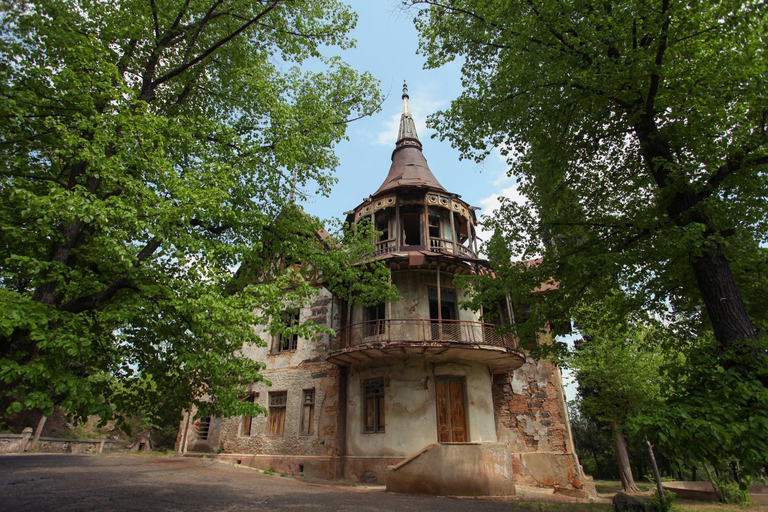 Others 3, Aramyants Castle