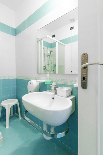 Bathroom 5, Hotel Da Maria, Napoli