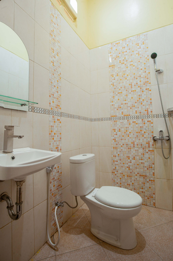 Bathroom, Wisma Awfa Syariah Sepinggan Balikpapan, Balikpapan