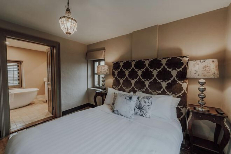 Bedroom 16