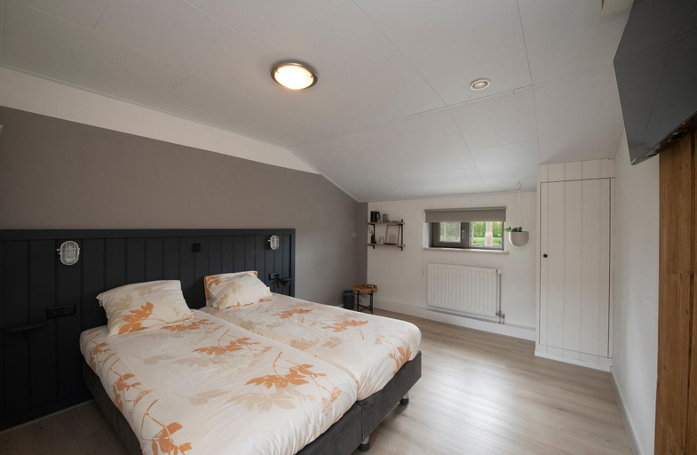 Bedroom 2, Boertel Lamperse Hei, Sint Anthonis