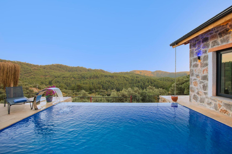 Sport & Beauty 2, Blue Martins 1&2, Fethiye