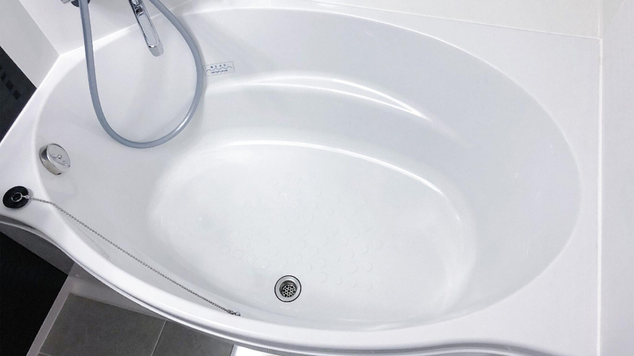 Bathroom 10