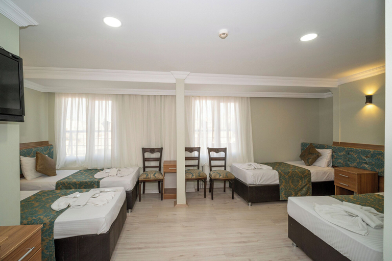 Bedroom 4, Hotel Simper, Fatih