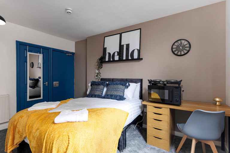 Others 3, Studio 2 - City Centre - Fast Wifi and Smart TV, Middlesbrough