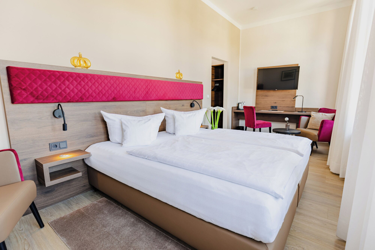 Bedroom 4, Hotel zur Fürstabtei, Herford
