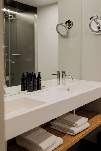 Bathroom 3, Hotel Arsenaal Delft, Delft
