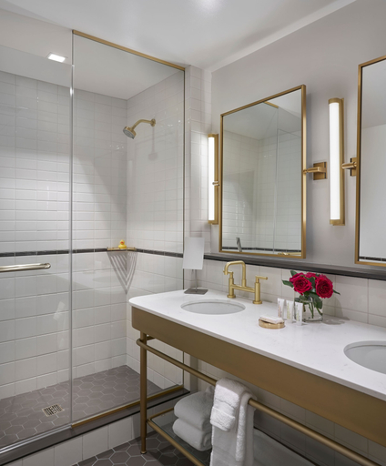 Bathroom 14