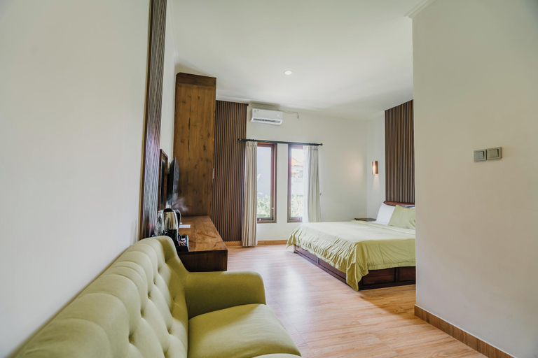 Bedroom 12