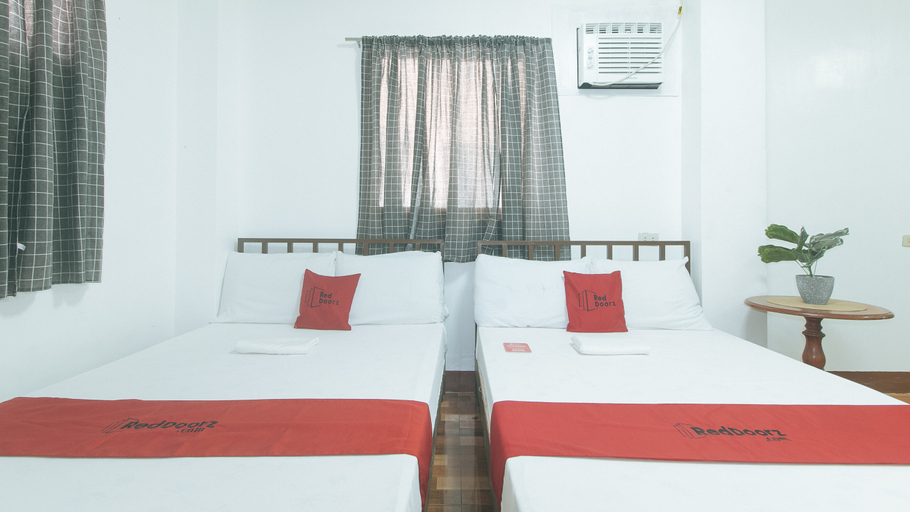 Bedroom 2, RedDoorz @ Joel's Apartelle, Biñan