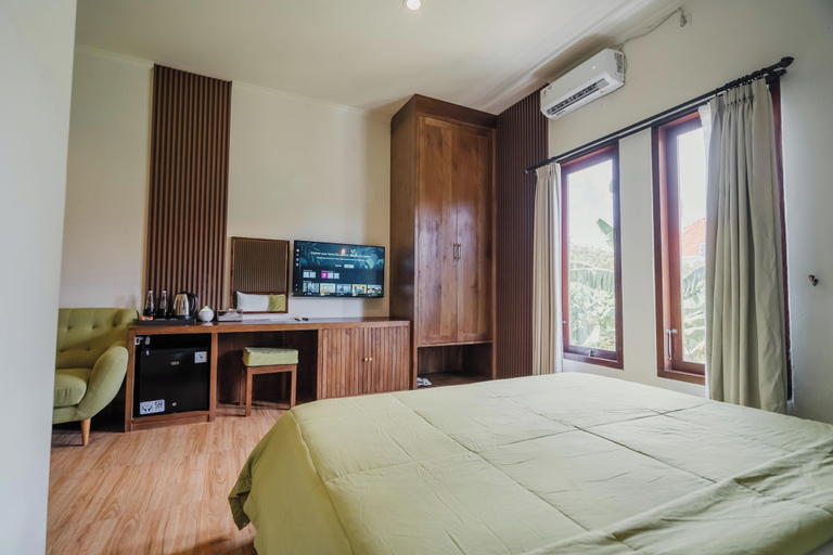 Bedroom 13