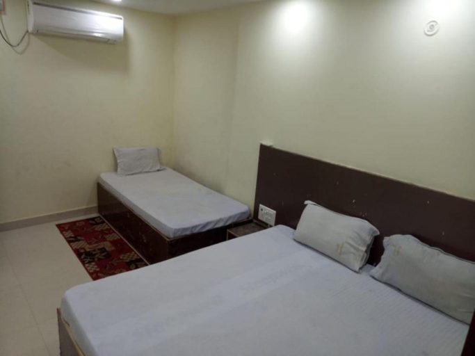 Bedroom 4, Goroomgo swastik Guest House Varanasi, Varanasi