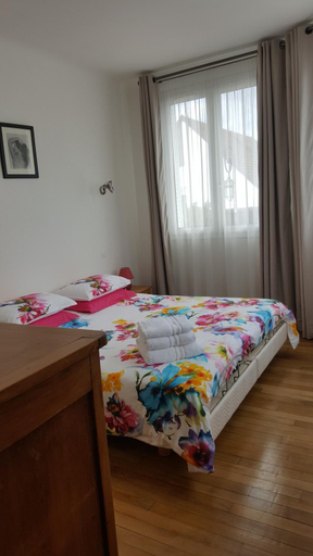 Bedroom 2, Chambre lumineuse, Yvelines