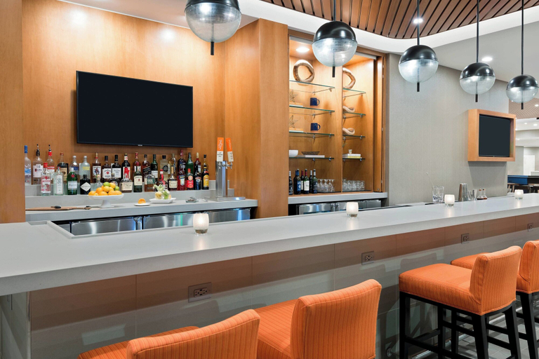 Food & Drinks 5, SpringHill Suites by Marriott Lakeland, Polk