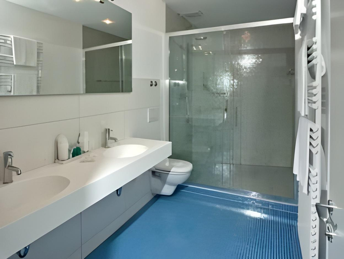 Bathroom 6