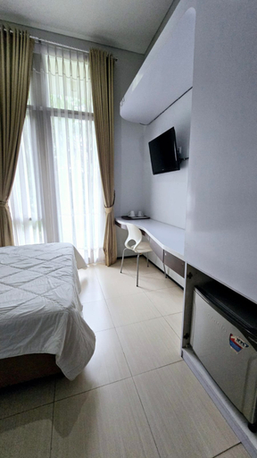 Vivacity Homestay & Cafe, Cilegon