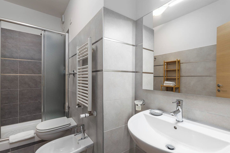 Bathroom 5, Tuscasì Aparthotel, Siena