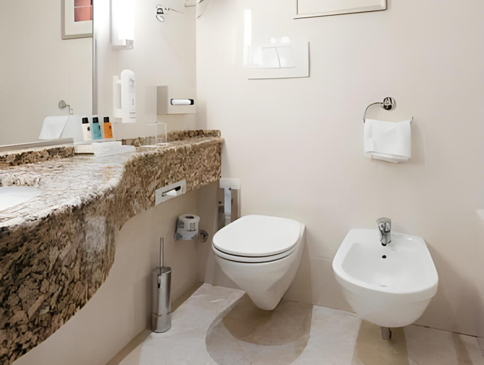 Bathroom 9