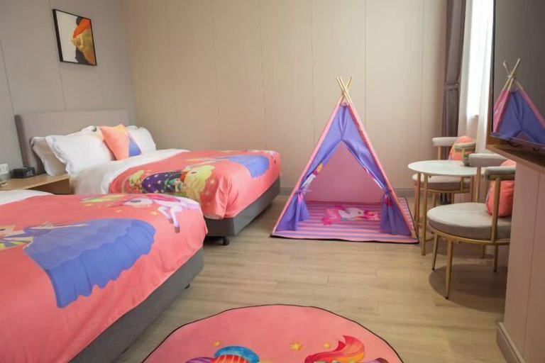 Bedroom 14