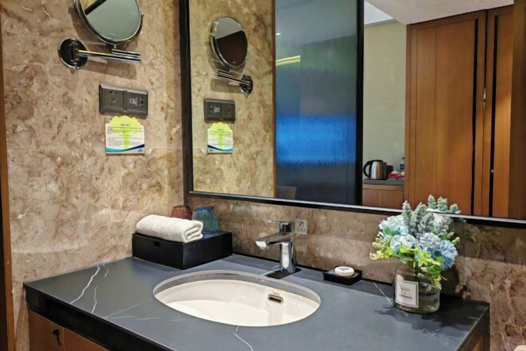 Bathroom 11