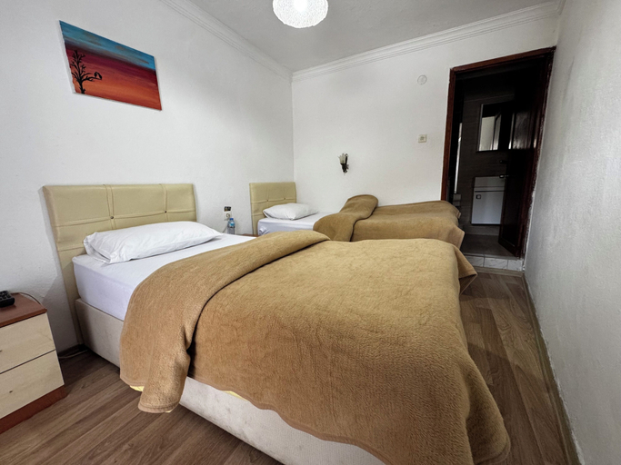 Bedroom 5, Pergamon Pension, Bergama
