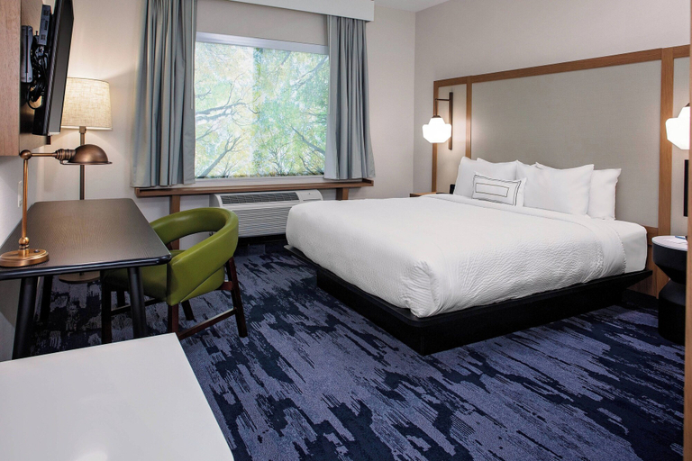 Bedroom 3, Fairfield by Marriott Port Clinton Waterfront, Ottawa