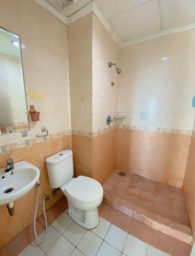 Bathroom 5, Gading Property at Kalapa Gading Jakarta Utara, North Jakarta