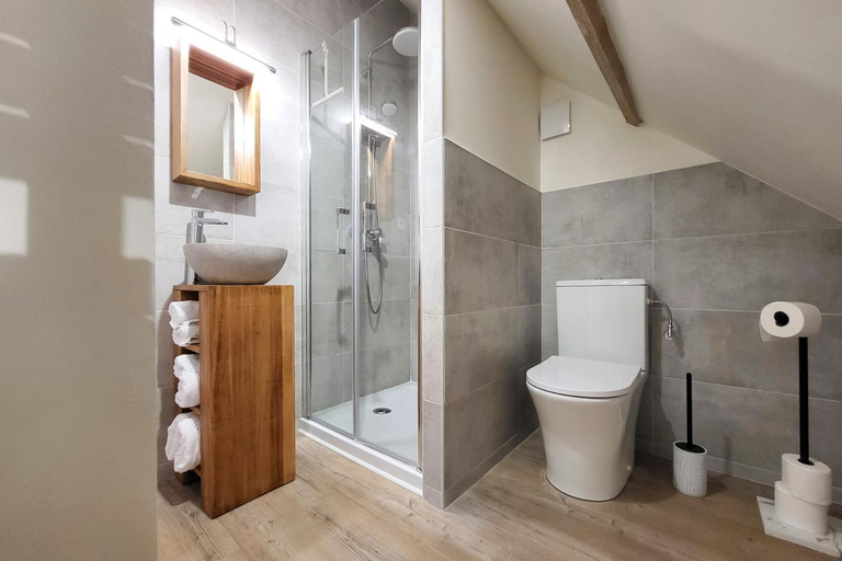 Bathroom 3, Au cœur de Catillon, Oise