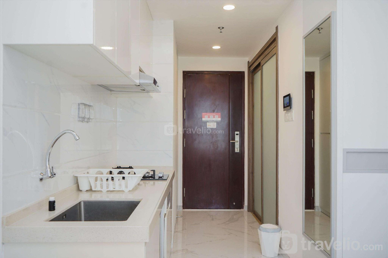 Others 2, Furnished Tidy Studio Sky House BSD By Travelio, Tangerang Selatan