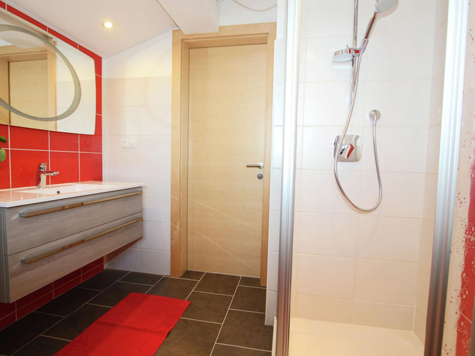 Bathroom 3, Apartment in Fugenberg near Ski Slopes, Schwaz