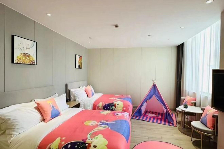 Bedroom 16