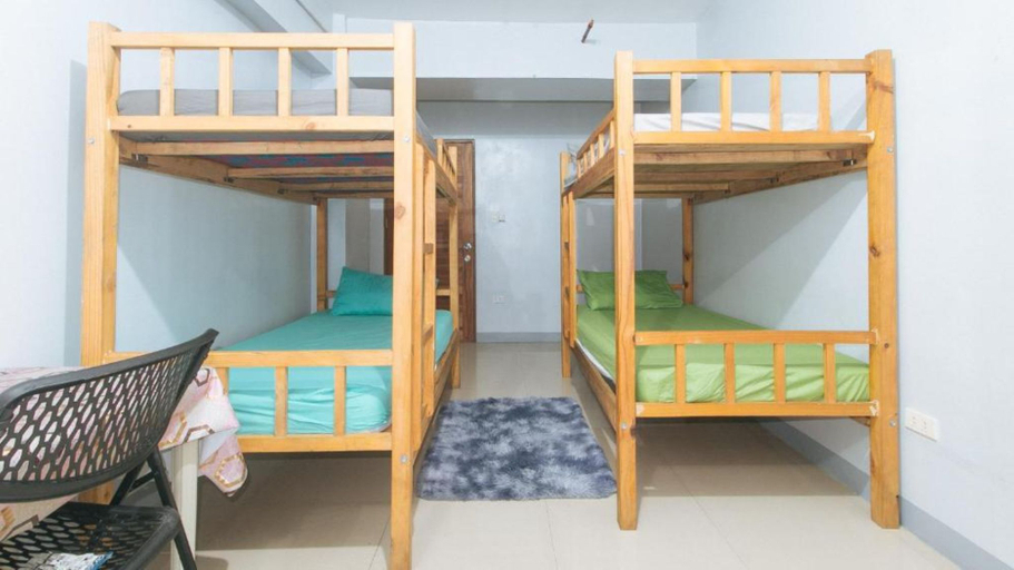 Bedroom 3, Budget Backpackers Transient House near NAIA by RedDoorz, Pasay City