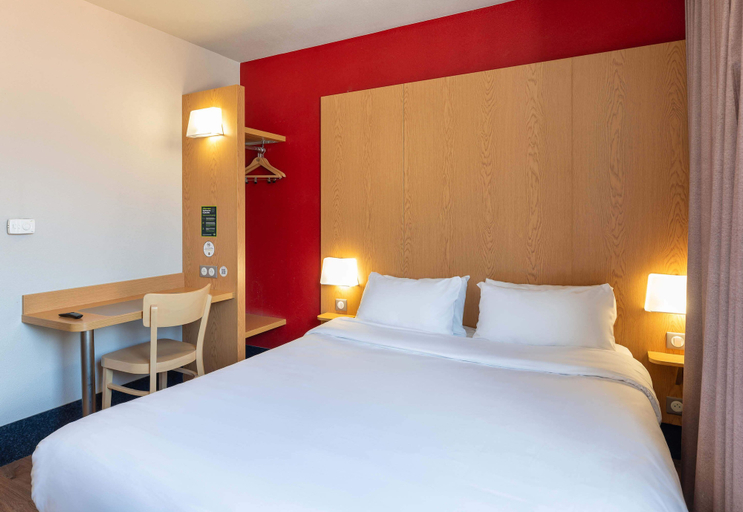 Bedroom 23