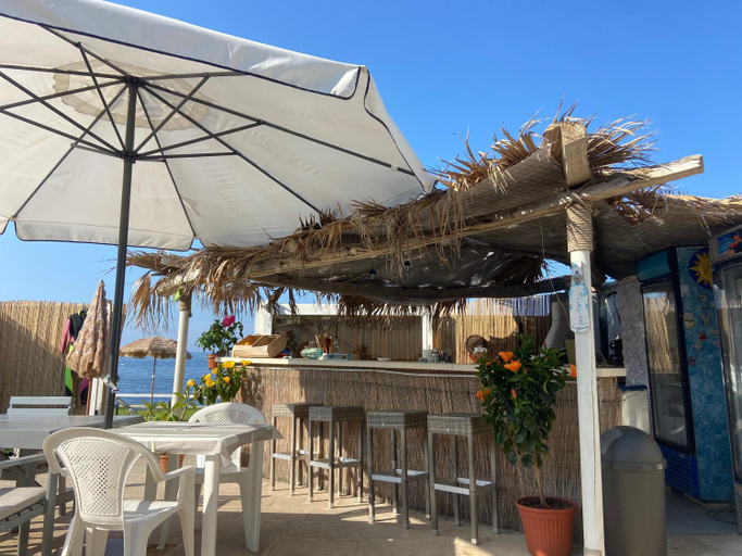Food & Drinks 5, Bari Sea Paradise View, Bari