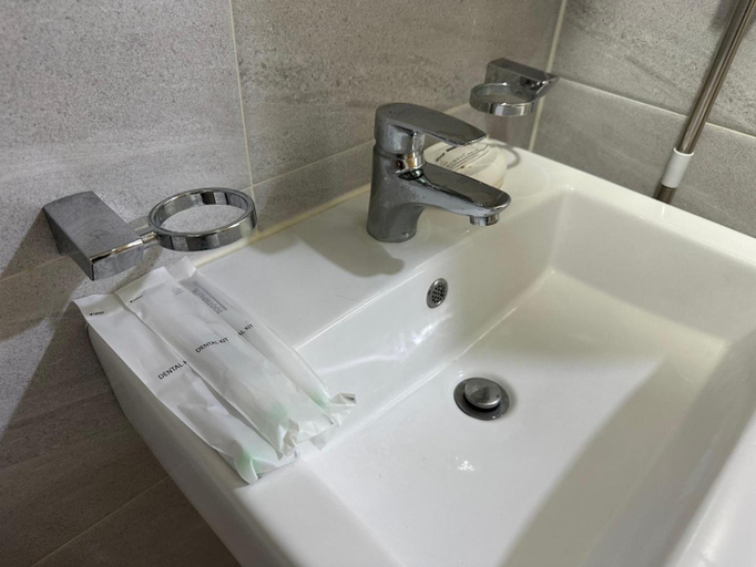 Bathroom 3, Muadejavu Dongdaemun, Jung